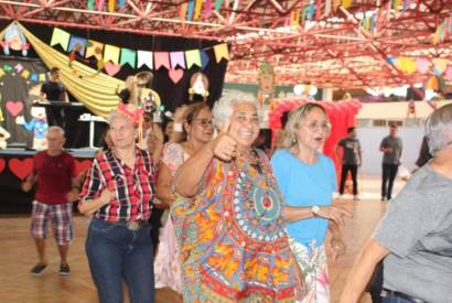 Baile do Ceci leva alegria e fortalecimento de laos para idosos em Manaus