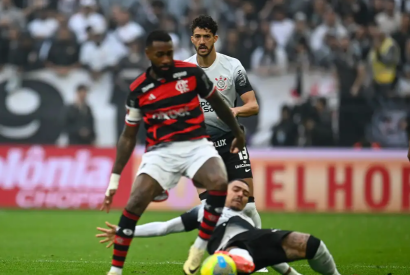 Copa do Brasil: Flamengo segura empate com Corinthians e chega  final