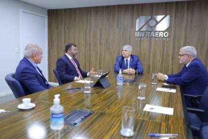 Wilson Lima e presidente da Infraero tratam sobre aeroportos do interior do Estado