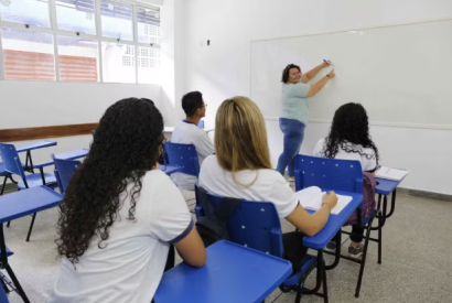 Prefeitura de Presidente Figueiredo abre processo seletivo com 475 vagas para rea de educao